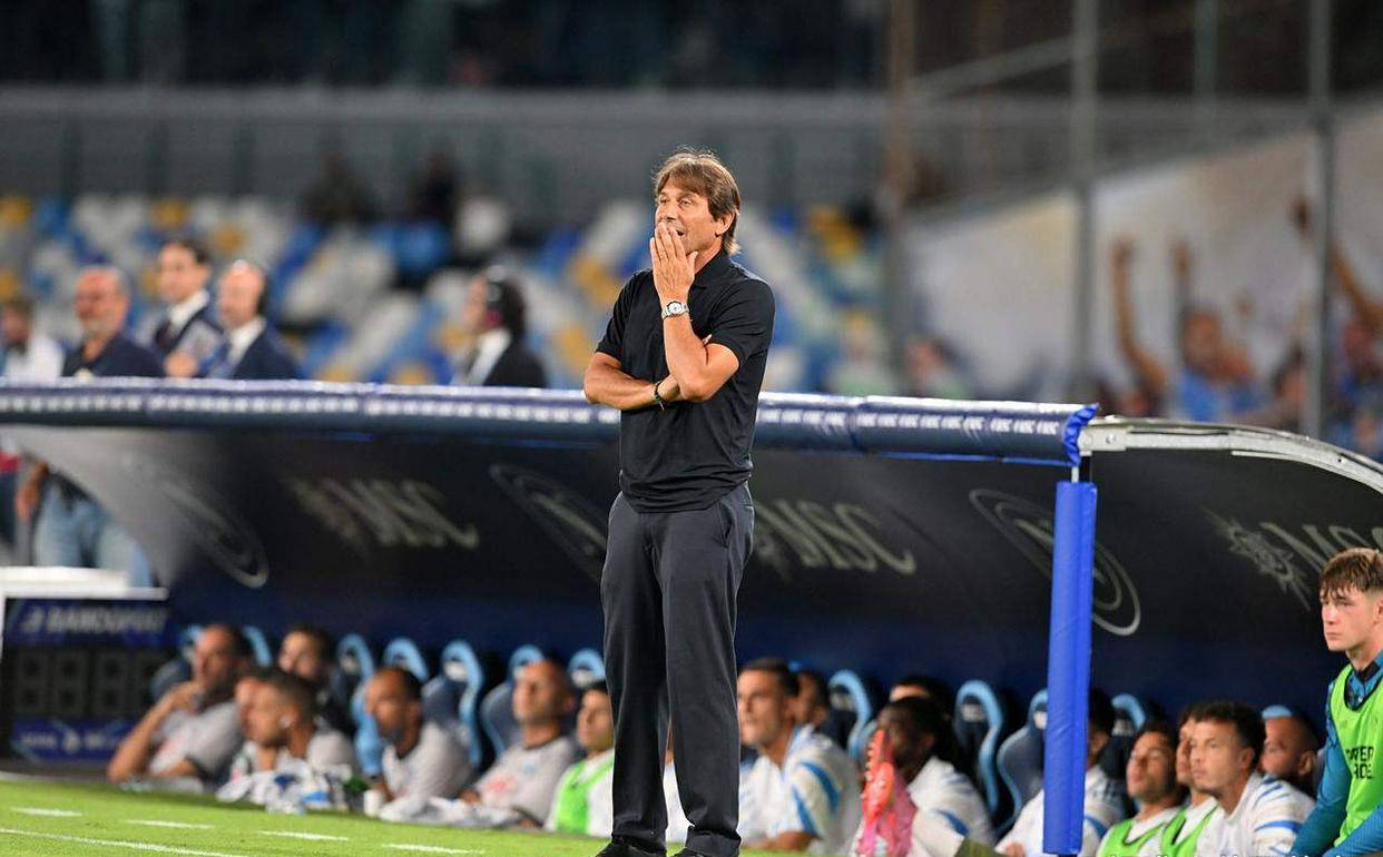 犯规, 那不勒斯主 犯规, 那不勒斯主