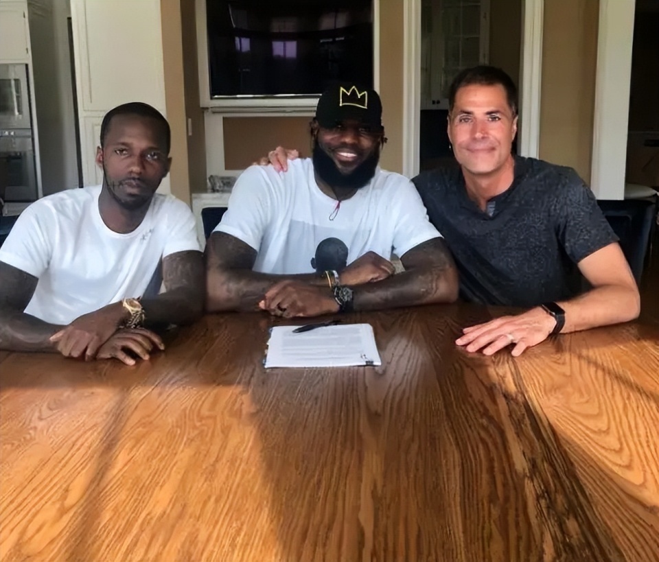 A联盟, 普通球迷想 A联盟, 普通球迷想