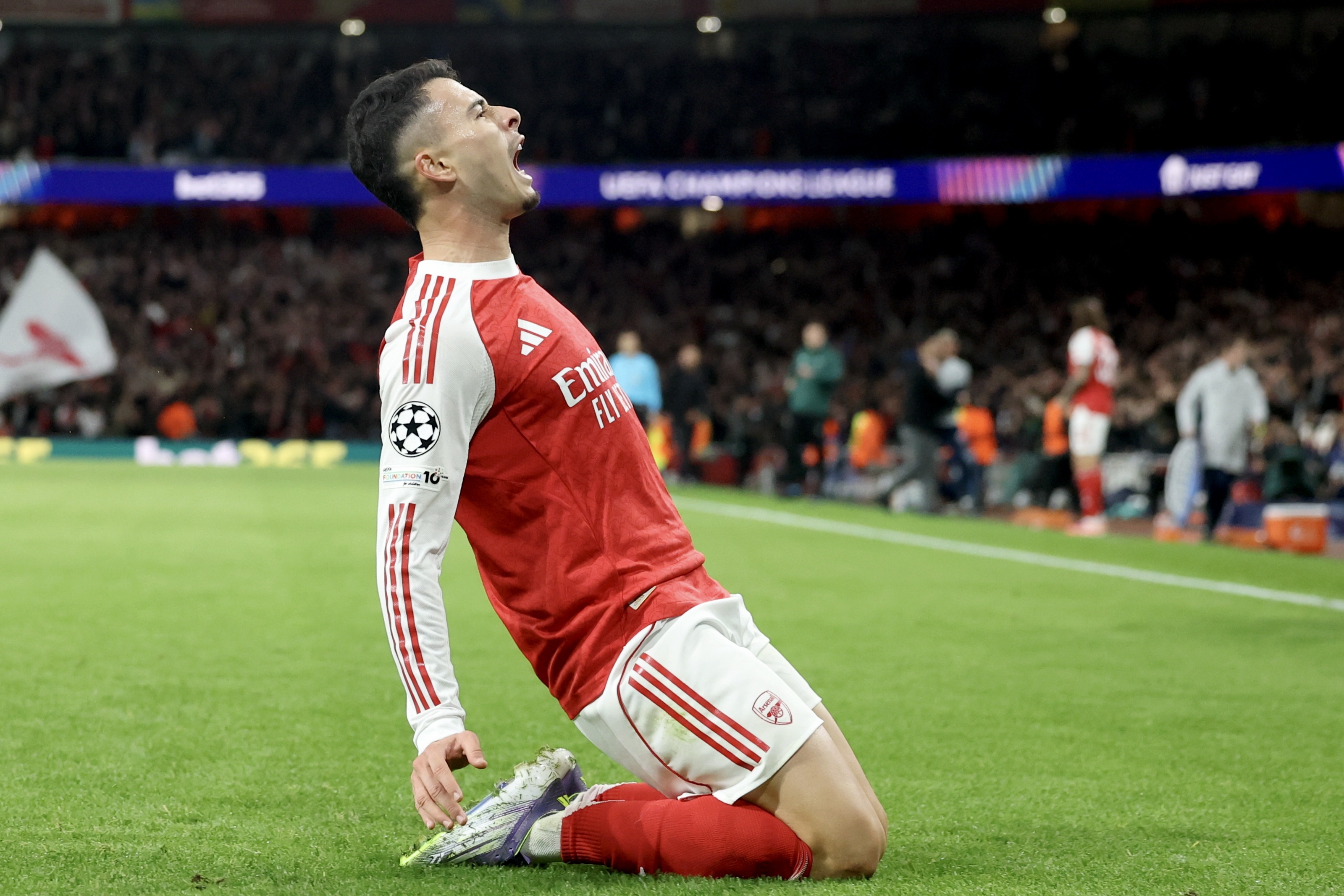 日讯, 帮助, 个月的时间 日讯, 帮助, 个月的时间